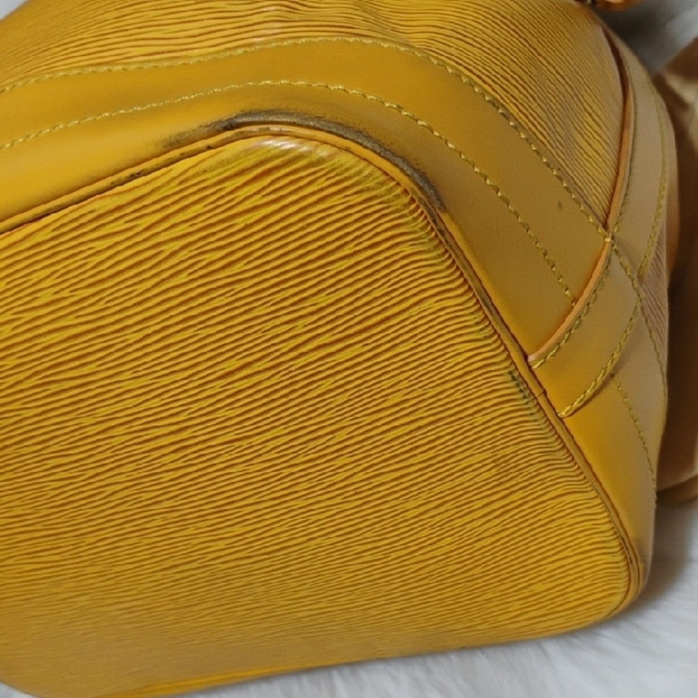 SALE! Auth Louis Vuitton Mustard Yellow Epi Leather Bucket/Shoulder Bag W/DB - Picture 9 of 16